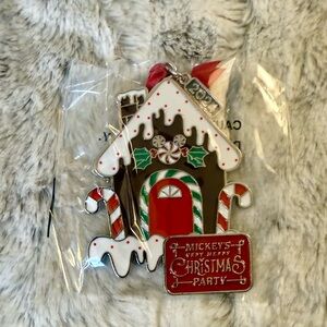 *NEW* Disney Parks Authentic Mickey's Very Merry Christmas Party 2024 Ornament